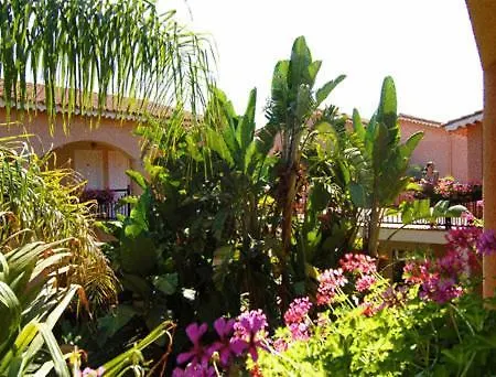 Sant Efis Hotel 4*